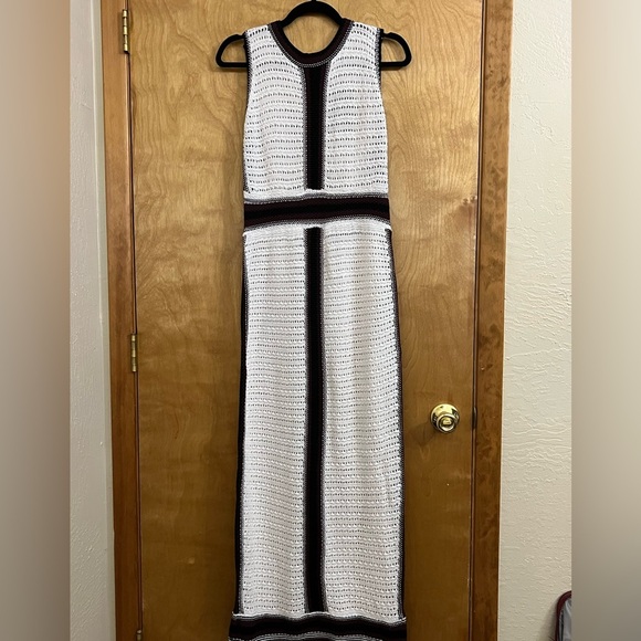 EB Luxe Los Angeles Blk/Wht/Purple Open Weave Crochet Maxi Dress M - Picture 6 of 12